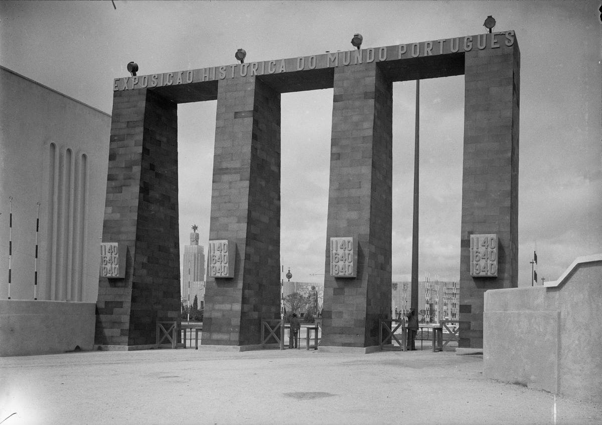 mundo portugues exhibition entry